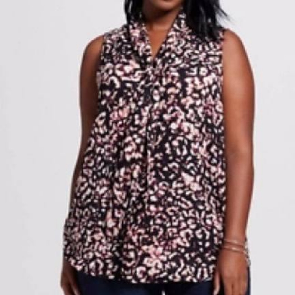 Ava & Viv Tie Neck Sleeveless Blouse